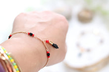 Load image into Gallery viewer, Mano Figa Azabachè Bracelet